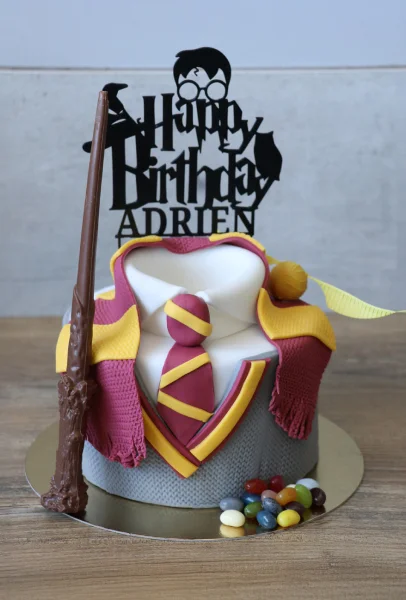 Gâteau d'Anniversaire thème Harry Potter, Pâtisserie Cake & Style Sucy en Brie près de Créteil - Val de Marne (94)